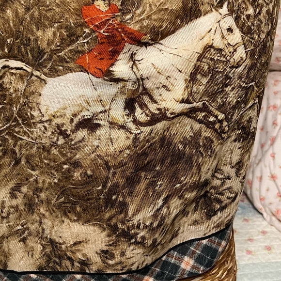 Worth Brand Equestrian Themed Scarf Table Runner - Picture 8 of 16